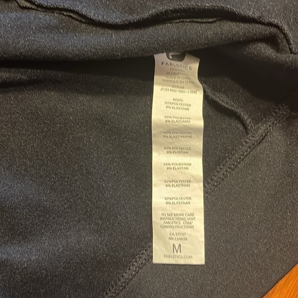 Fabletics Attis Black Gathered Back Crop Bomber Warm Up Jacket Women’s M - Picture 9 of 11